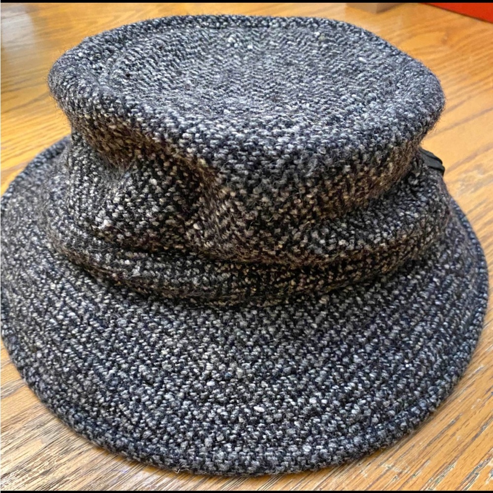 Men's Classic Tilley Black Tweed Hat